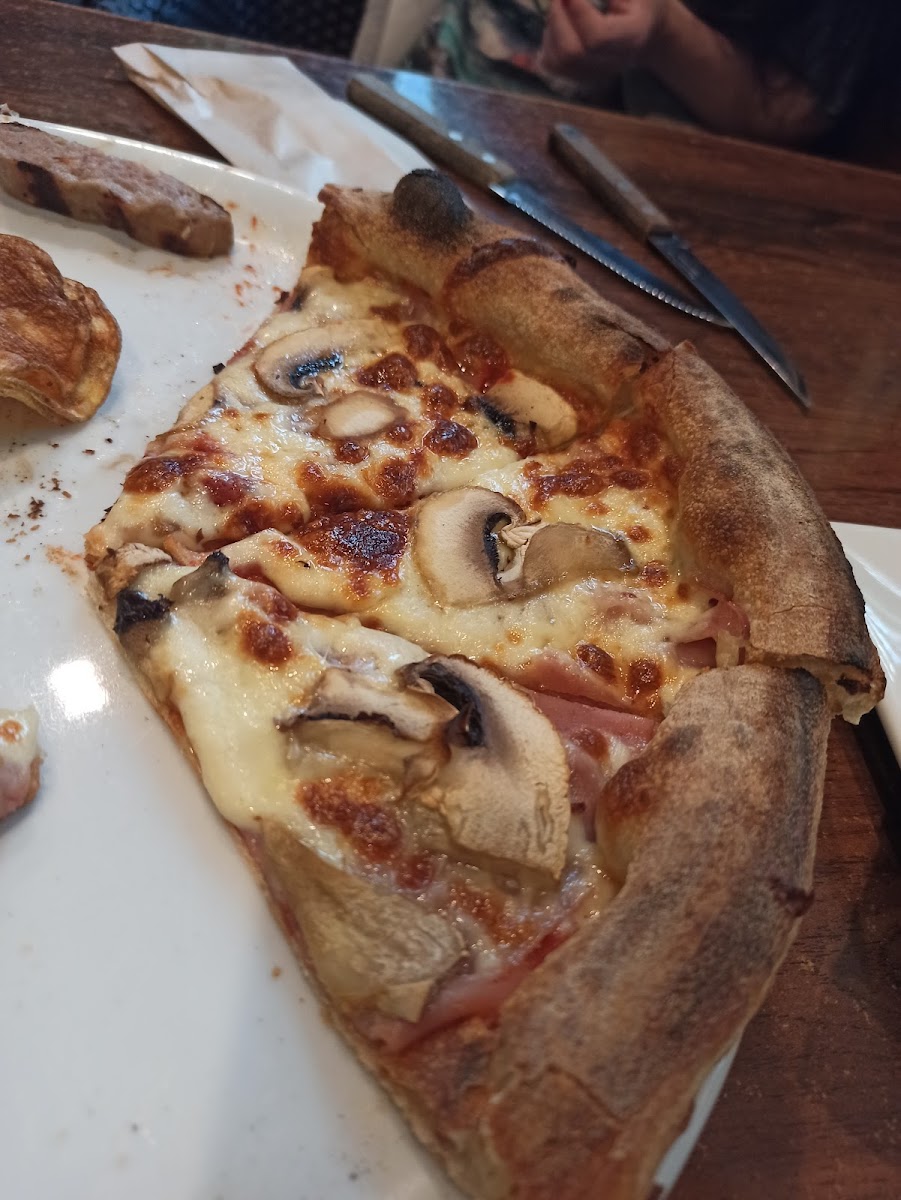 Garden Pizza And Food-5